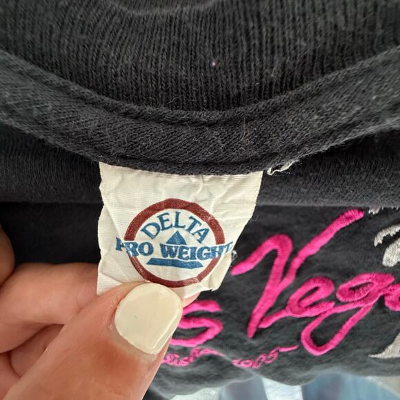 Vintage Las Vegas T Shirt XL Single Stich Neon Pink Embroidered Script Palm Tee - Picture 6 of 7